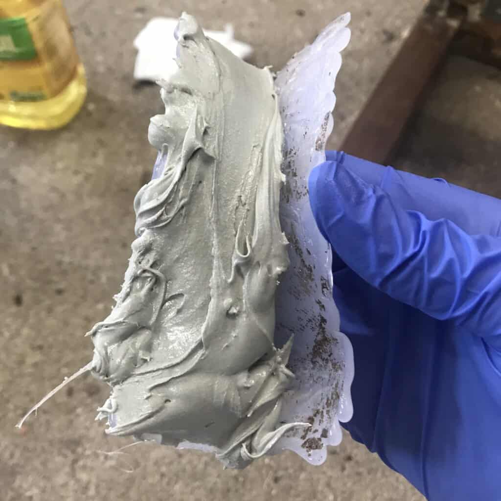 mold filled with bondo